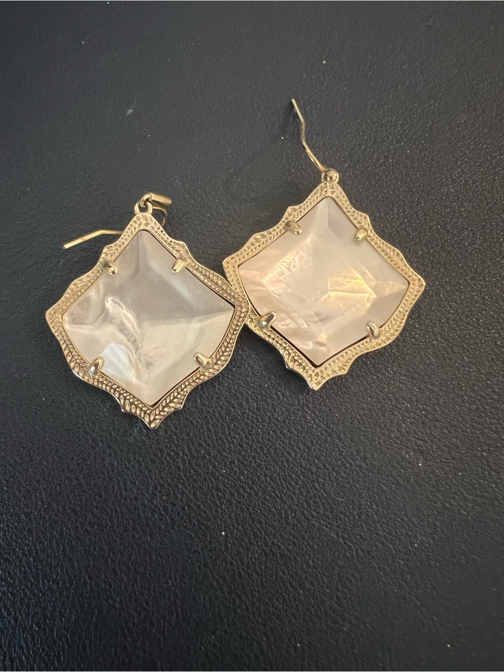 Kendra Scott Mother of Pearl Drop Earrings